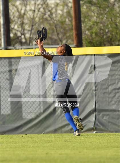 Thumbnail 3 in Lee [Robert E.] vs Pflugerville (NISD Softball Tournament) photogallery.