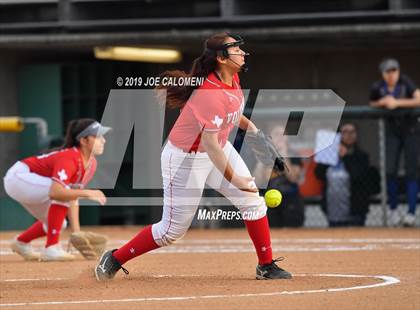 Thumbnail 1 in Lee [Robert E.] vs Pflugerville (NISD Softball Tournament) photogallery.