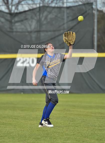 Thumbnail 3 in Lee [Robert E.] vs Pflugerville (NISD Softball Tournament) photogallery.