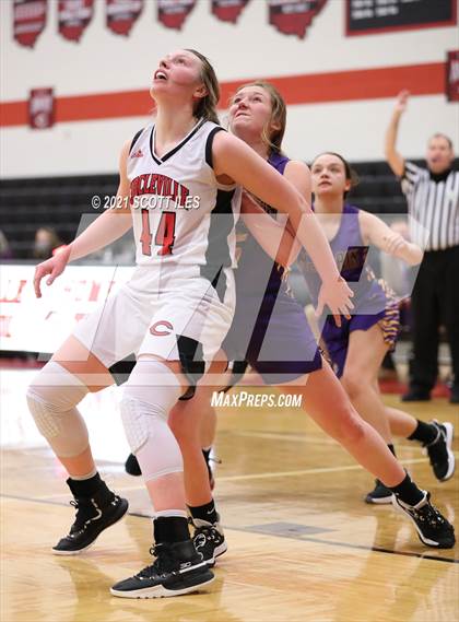 Thumbnail 2 in McClain vs. Circleville (OHSAA D2 District Semifinal) photogallery.