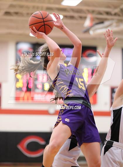Thumbnail 1 in McClain vs. Circleville (OHSAA D2 District Semifinal) photogallery.