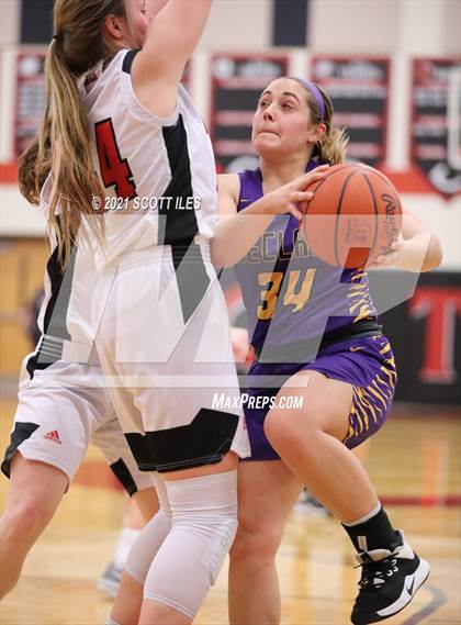 Thumbnail 2 in McClain vs. Circleville (OHSAA D2 District Semifinal) photogallery.