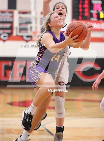 Thumbnail 2 in McClain vs. Circleville (OHSAA D2 District Semifinal) photogallery.
