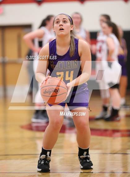 Thumbnail 2 in McClain vs. Circleville (OHSAA D2 District Semifinal) photogallery.
