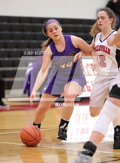 Thumbnail 3 in McClain vs. Circleville (OHSAA D2 District Semifinal) photogallery.