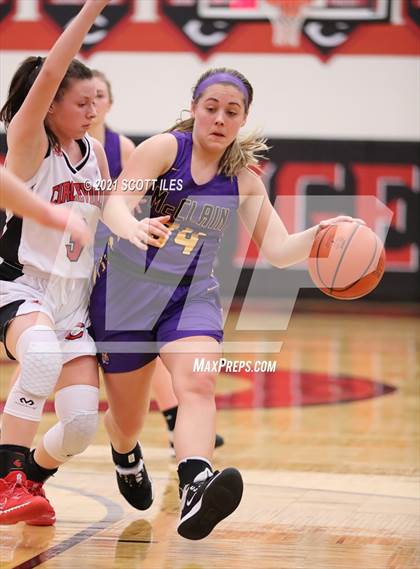 Thumbnail 3 in McClain vs. Circleville (OHSAA D2 District Semifinal) photogallery.