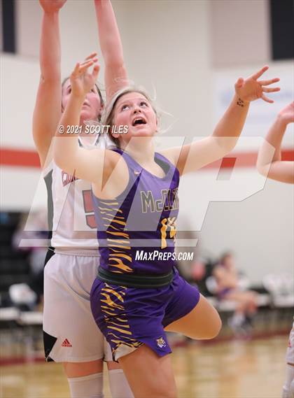 Thumbnail 2 in McClain vs. Circleville (OHSAA D2 District Semifinal) photogallery.
