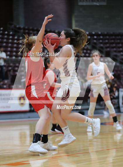 Thumbnail 3 in Kanab vs. Layton Christian Academy (UHSAA 2A Semifinal) photogallery.