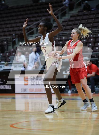 Thumbnail 2 in Kanab vs. Layton Christian Academy (UHSAA 2A Semifinal) photogallery.