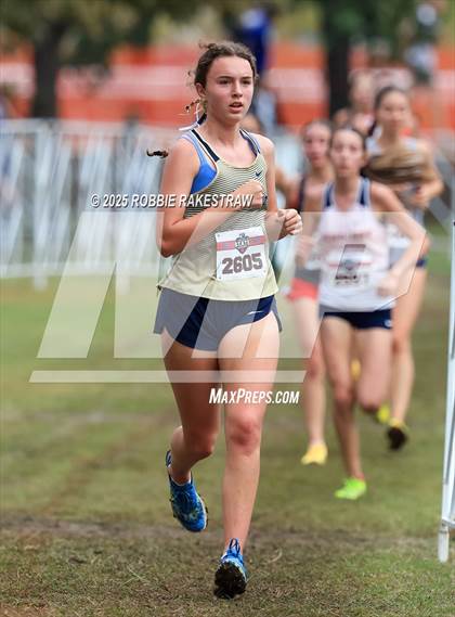 Thumbnail 3 in UIL 6A Girls Cross Country State Final photogallery.