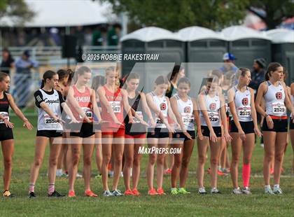 Thumbnail 2 in UIL 6A Girls Cross Country State Final photogallery.