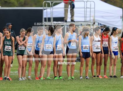 Thumbnail 3 in UIL 6A Girls Cross Country State Final photogallery.