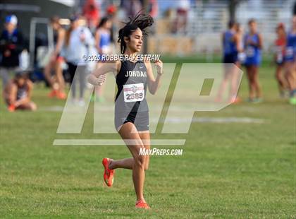 Thumbnail 2 in UIL 6A Girls Cross Country State Final photogallery.