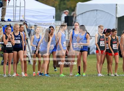 Thumbnail 2 in UIL 6A Girls Cross Country State Final photogallery.