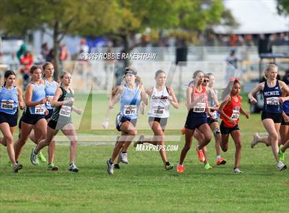 Thumbnail 2 in UIL 6A Girls Cross Country State Final photogallery.