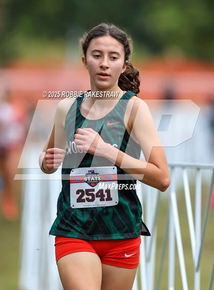 Thumbnail 3 in UIL 6A Girls Cross Country State Final photogallery.
