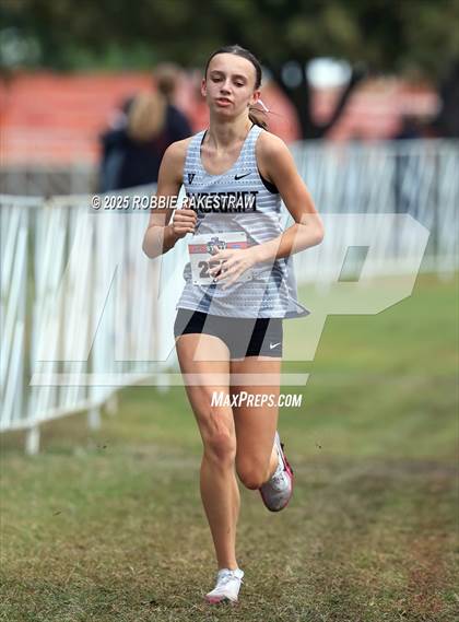 Thumbnail 1 in UIL 6A Girls Cross Country State Final photogallery.