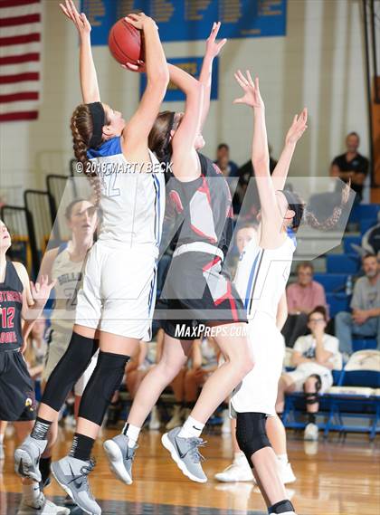 Thumbnail 2 in South Callaway vs Southern Boone photogallery.