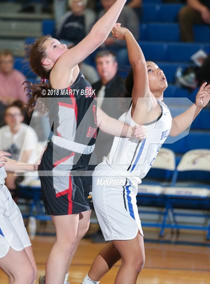 Thumbnail 2 in South Callaway vs Southern Boone photogallery.