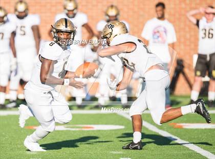 Thumbnail 2 in Mary Persons vs. Lee County photogallery.