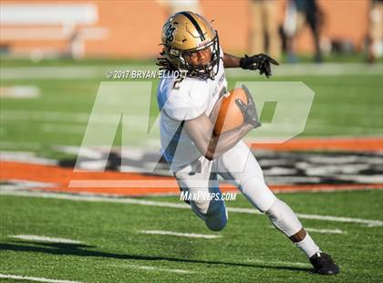 Thumbnail 3 in Mary Persons vs. Lee County photogallery.