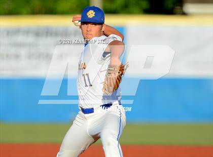 Thumbnail 3 in St. Charles Catholic vs. Dunham (LHSAA 2A/3A Quarterfinal) photogallery.