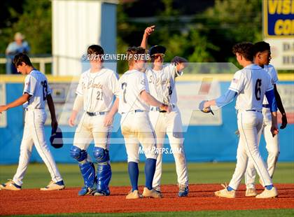 Thumbnail 3 in St. Charles Catholic vs. Dunham (LHSAA 2A/3A Quarterfinal) photogallery.
