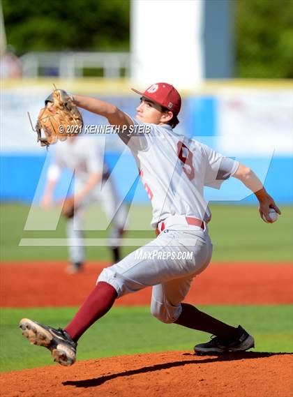 Thumbnail 3 in St. Charles Catholic vs. Dunham (LHSAA 2A/3A Quarterfinal) photogallery.