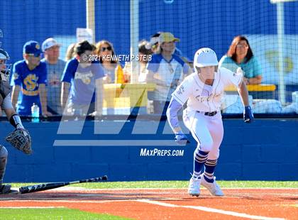 Thumbnail 1 in St. Charles Catholic vs. Dunham (LHSAA 2A/3A Quarterfinal) photogallery.