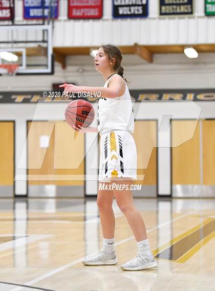 Thumbnail 3 in Mullen @ Arapahoe photogallery.