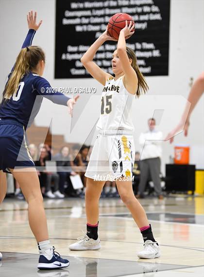 Thumbnail 3 in Mullen @ Arapahoe photogallery.