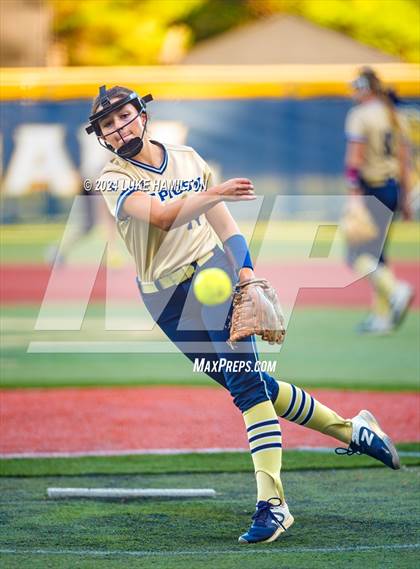 Thumbnail 3 in Northview @ St. Pius X Catholic photogallery.