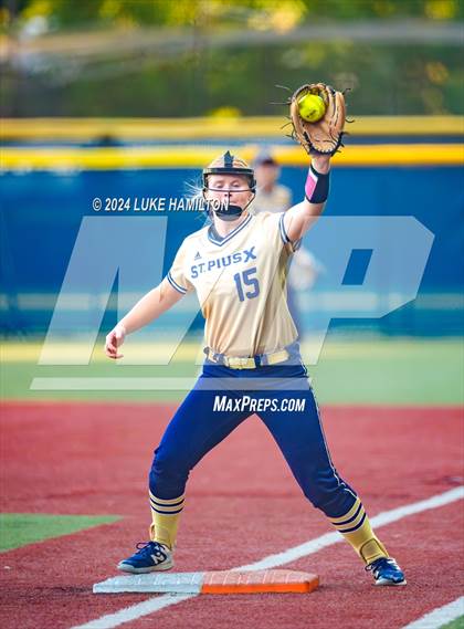 Thumbnail 2 in Northview @ St. Pius X Catholic photogallery.