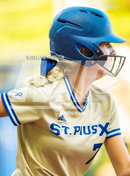 Thumbnail 1 in Northview @ St. Pius X Catholic photogallery.