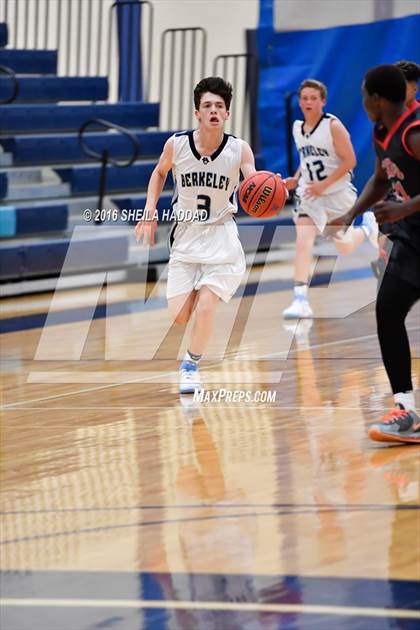 Thumbnail 2 in Carrollwood Day @ Berkeley Prep photogallery.