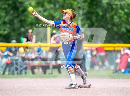 Thumbnail 3 in Oneida vs Eden (NYSPHSAA Class B Semifinal) photogallery.