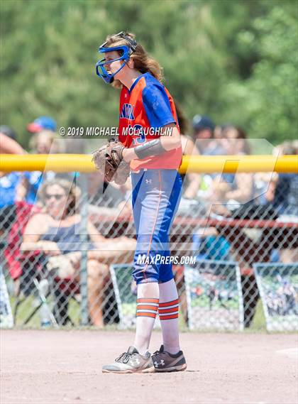 Thumbnail 2 in Oneida vs Eden (NYSPHSAA Class B Semifinal) photogallery.