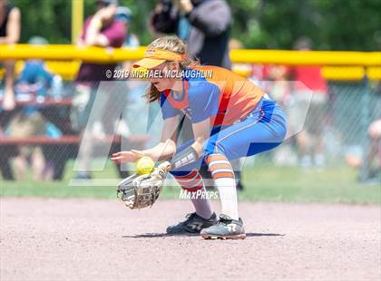 Thumbnail 2 in Oneida vs Eden (NYSPHSAA Class B Semifinal) photogallery.