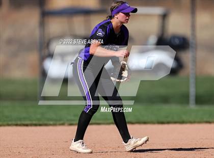Thumbnail 2 in Columbine vs Douglas County (CHSAA 5A Championship Final) photogallery.