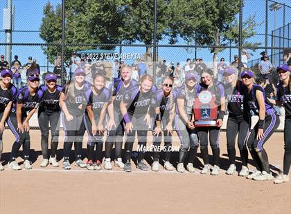 Thumbnail 3 in Columbine vs Douglas County (CHSAA 5A Championship Final) photogallery.