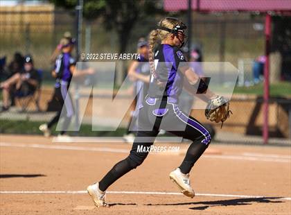 Thumbnail 3 in Columbine vs Douglas County (CHSAA 5A Championship Final) photogallery.