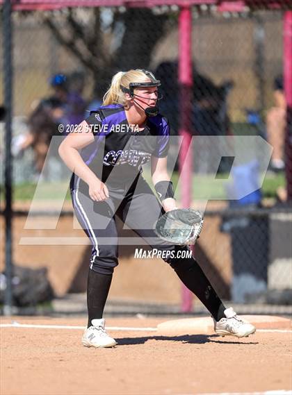 Thumbnail 3 in Columbine vs Douglas County (CHSAA 5A Championship Final) photogallery.