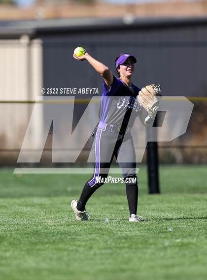 Thumbnail 2 in Columbine vs Douglas County (CHSAA 5A Championship Final) photogallery.