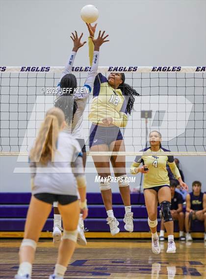 Thumbnail 2 in Archbishop McCarthy @ North Broward Prep photogallery.