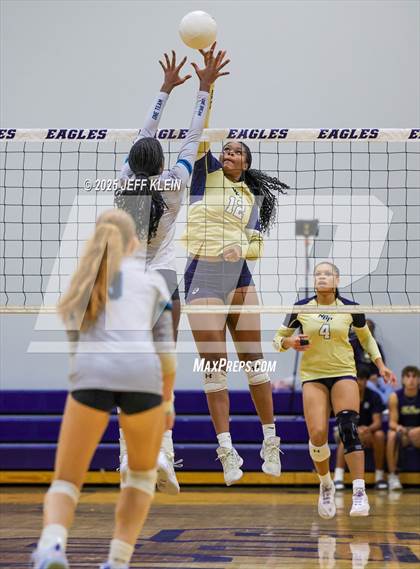 Thumbnail 3 in Archbishop McCarthy @ North Broward Prep photogallery.