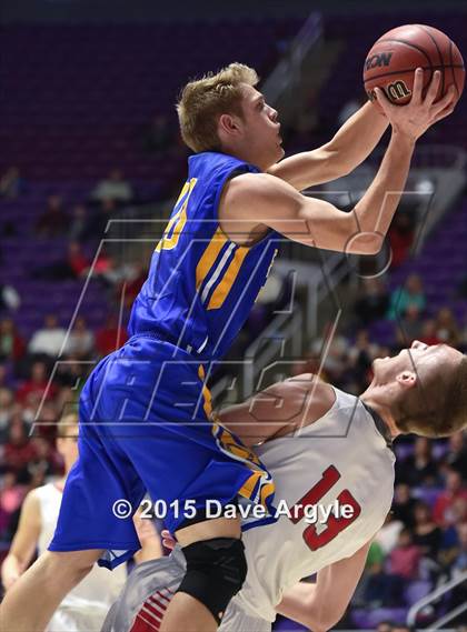 Thumbnail 2 in Bountiful vs. Orem (UHSAA 4A Semifinal) photogallery.