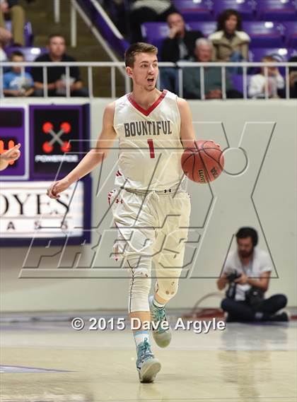 Thumbnail 3 in Bountiful vs. Orem (UHSAA 4A Semifinal) photogallery.