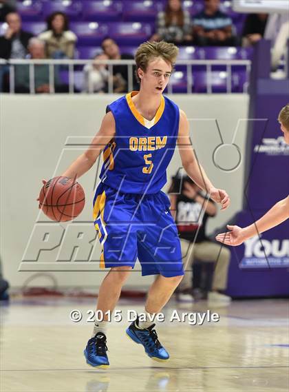 Thumbnail 1 in Bountiful vs. Orem (UHSAA 4A Semifinal) photogallery.