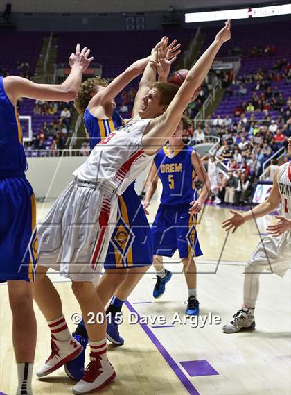 Thumbnail 2 in Bountiful vs. Orem (UHSAA 4A Semifinal) photogallery.