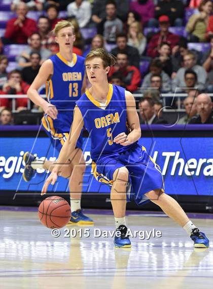 Thumbnail 3 in Bountiful vs. Orem (UHSAA 4A Semifinal) photogallery.